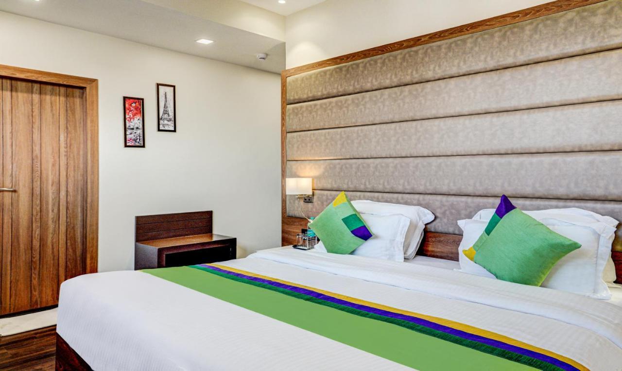 Hotel Sun Grand デヘラードゥーン エクステリア 写真