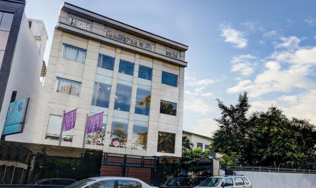 Hotel Sun Grand デヘラードゥーン エクステリア 写真